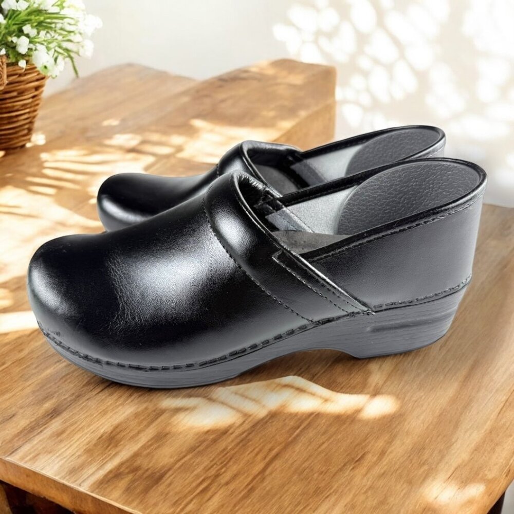 Dansko Professional Chef Kitchen Clogs Black Leat… - image 1